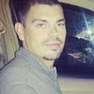 Meet your Posher, Derek